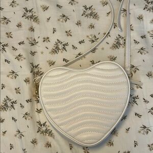 White heart crossbody bag